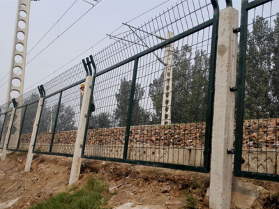 西藏铁路护栏网